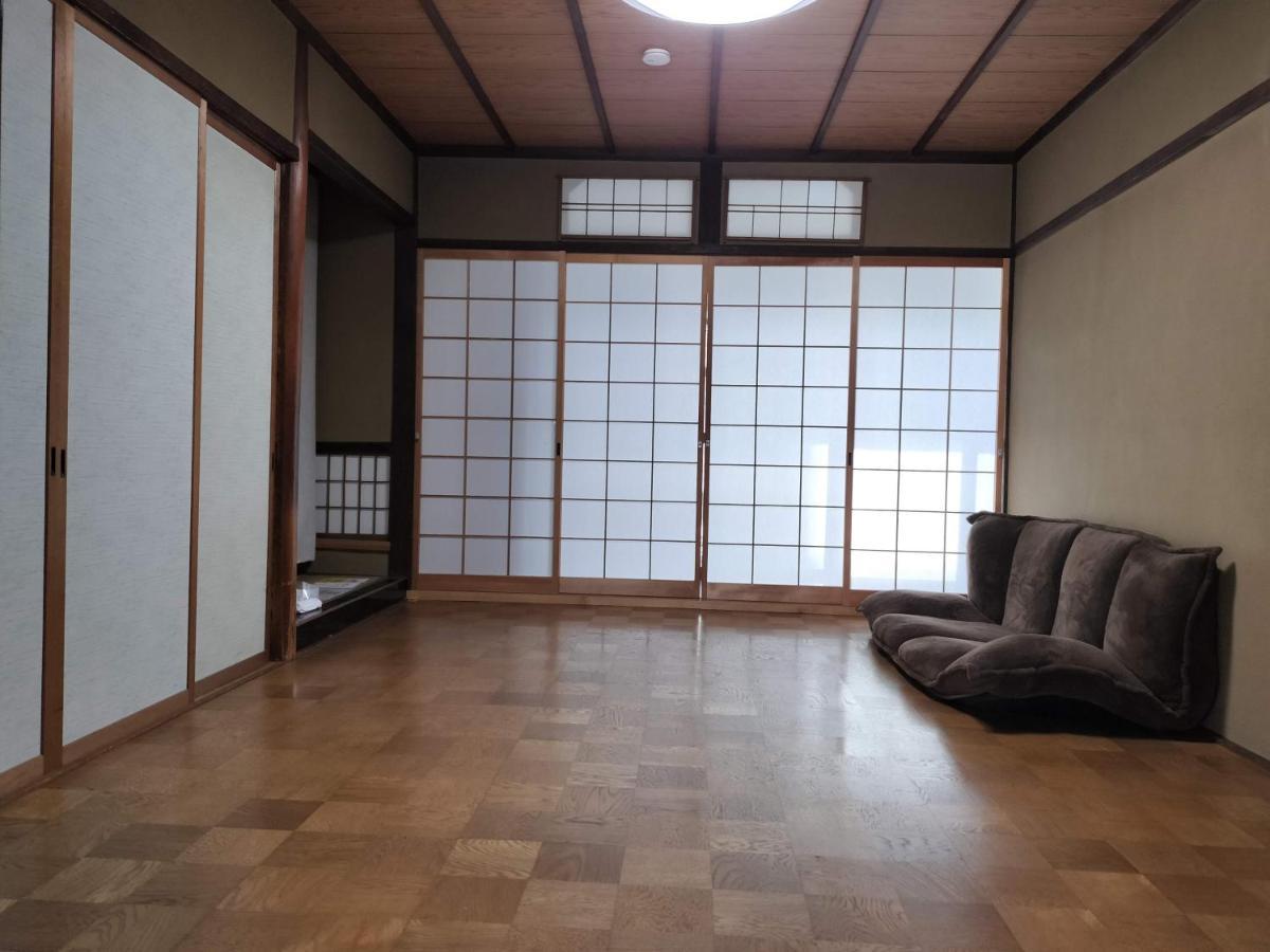 Retro Villa Fooga 昭和町屋貸切 風雅 Kinugasa Eksteriør bilde